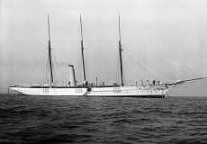 An image from the Beken Archive